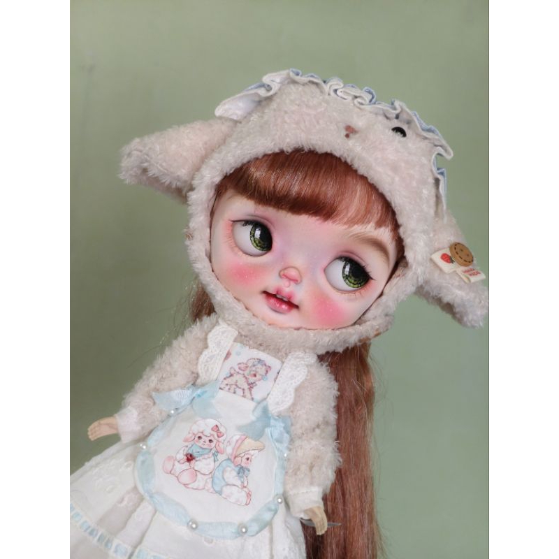 Blythe ออริคัส รุ่น Veronica Lace มีกล่องสี