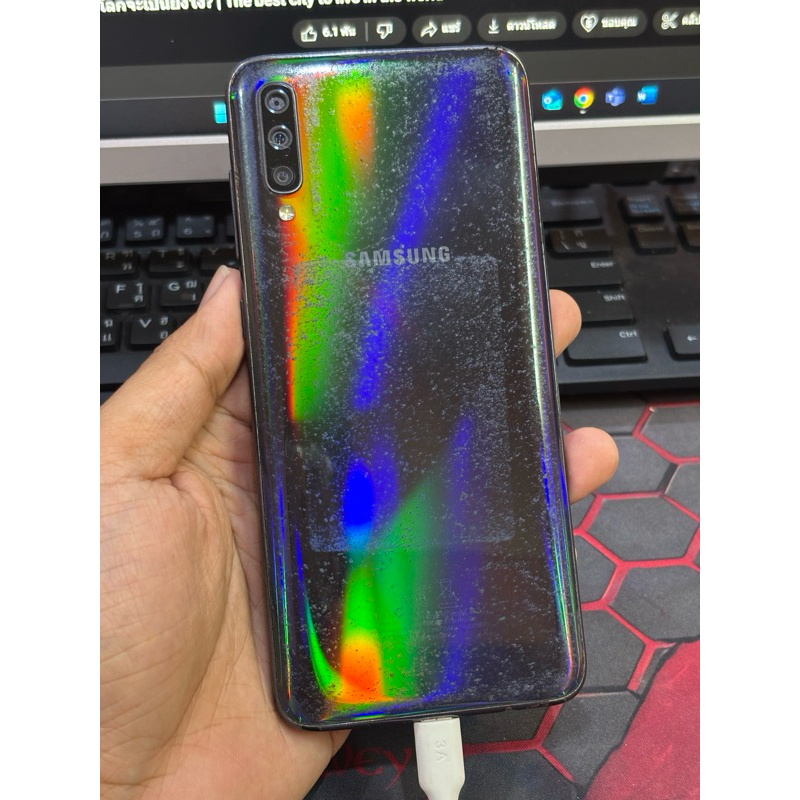 มือถือมือสอง Samsung galaxy A70 4G 8/128 ฝาหลังเคสกัด รอบเครื่องมีรอย จอแท้ จอสวย การใช้งานปกติ