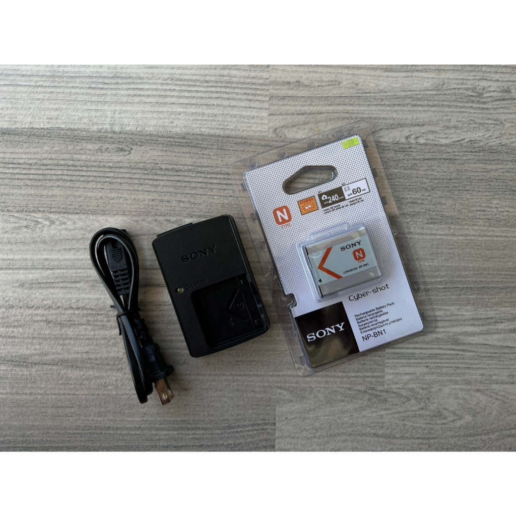 แบตเตอรี่ NP-BN1 & แท่นชาร์จกล้อง Sony Cybershot DSC-J20 TX5 TX20 TF1 QX30 QX100 W320 W360 W570 W690