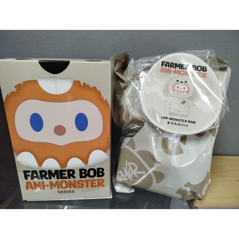 พร้อมส่ง farmer bob ani monster plush blind box พวงกุญแจห้อยกระเป๋า / กระต่าย เช็คการ์ด