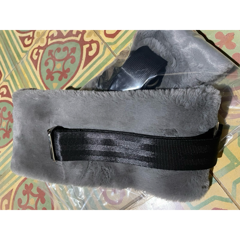 (พร้อมส่ง) fuzzy strap สายคล้อง ที่จับฟู่ๆ คาดิลแลค pilates cadillac