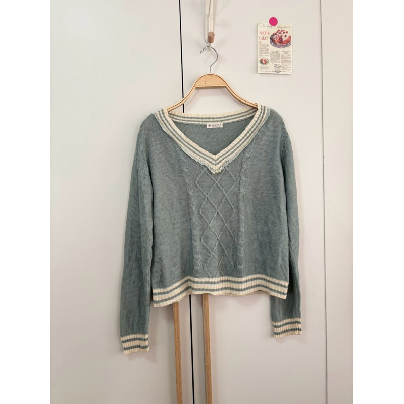 เสื้อไหมพรม axes famme size M อก 32-36“