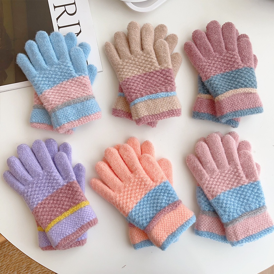 TB354 ถุงมือเด็กไหมพรม อายุ 4-9 ปี
