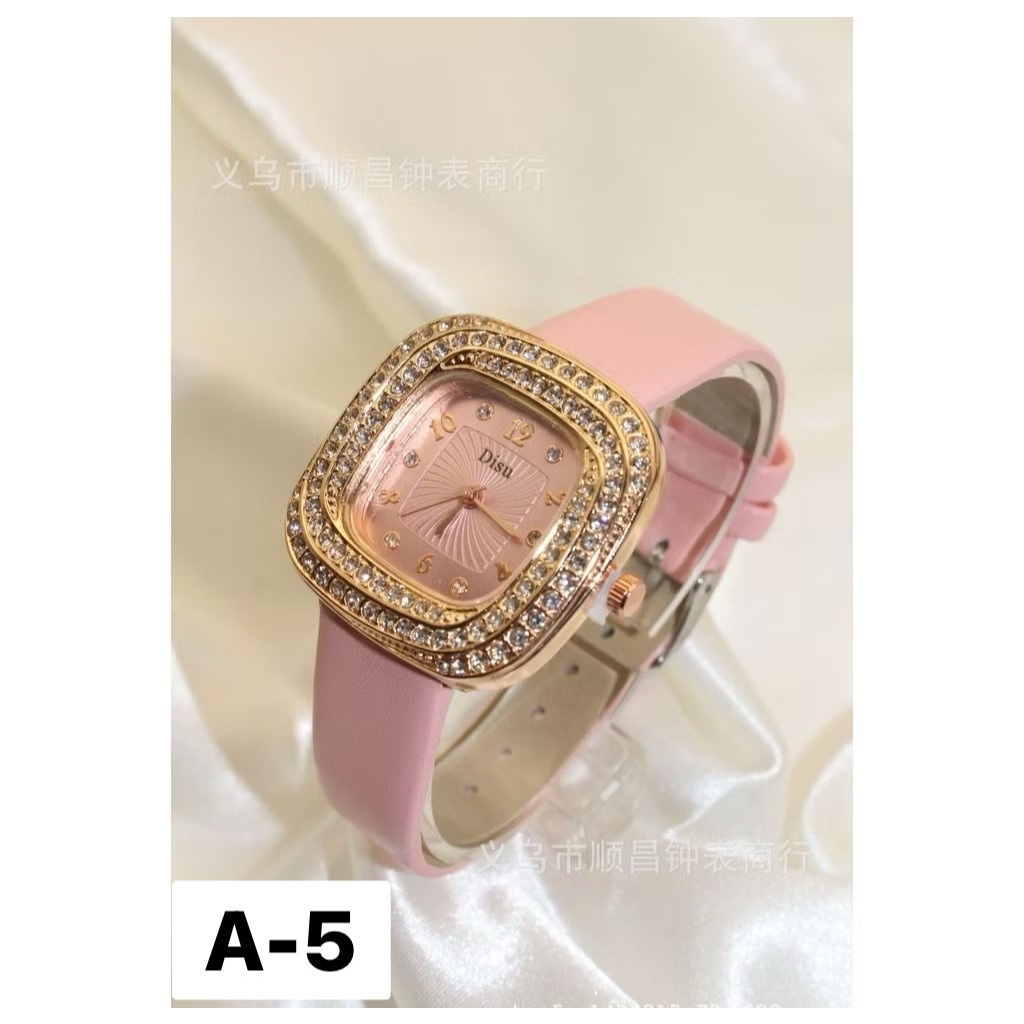 High-End นาฬิกาหญิง watch แฟชั่นสุภาพสตรี นาฬิกา ผู้หญิงไข่เข็มขัด นาฬิกาควอตซ์สี่เหลี่ยมแฟชั่น นาฬิกาผู้หญิงกันน้ำ