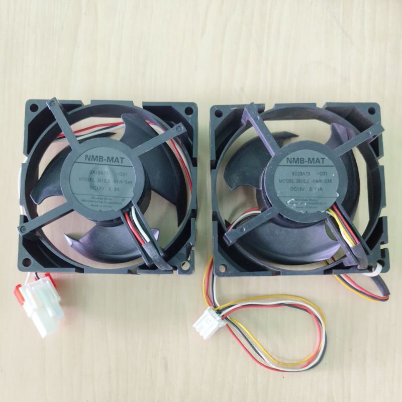 มอเตอร์พัดลมตู้เย็น NMB-MAT 12V. 0.16A Samsung กว้าง3.7" ยาว3" สี่เหลี่ยมดำ3สาย