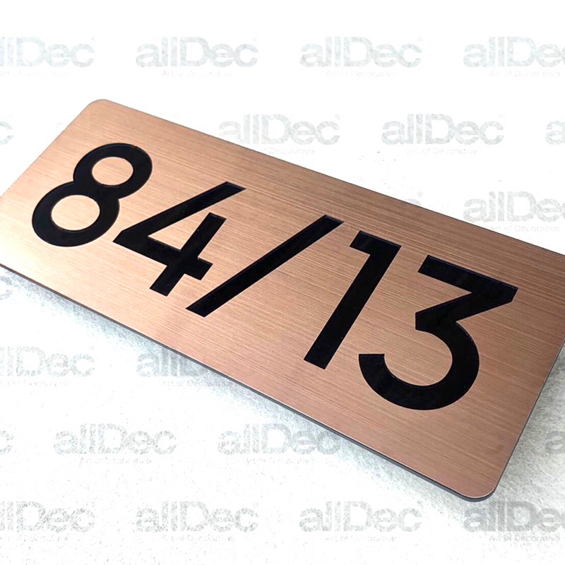 ป้ายบ้านเลขที่สแตนเลสเลสฉลุตัวเลข รองหลังด้วยอะคริลิคดำ แจ้งบ้านเลขที่ในแชท