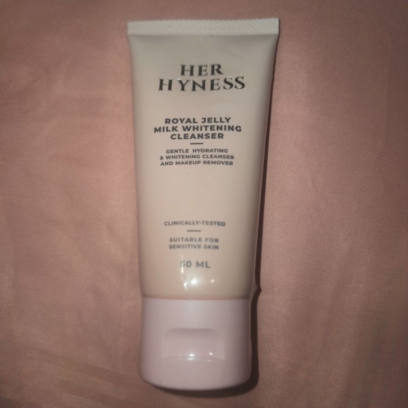 โฟมล้างหน้า her hyness 50ml