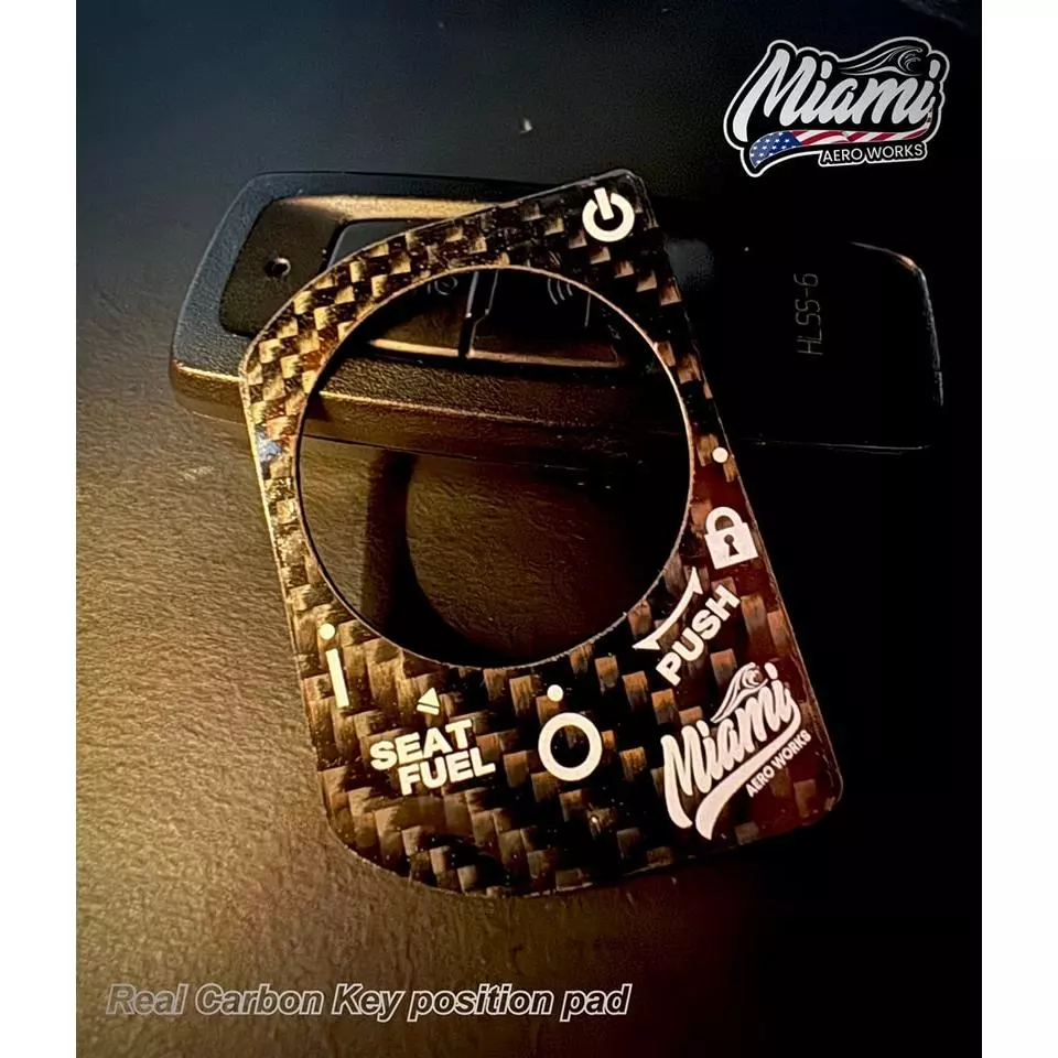 ครอบกุญแจเพียวคาร์บอน MIAMI สำหรับ PCX160 ปี21-24/Lead125/Giorno/ADV160 thumbnail 4