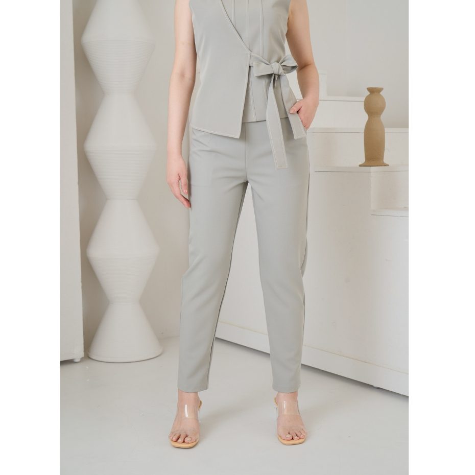 กางเกงขาเดฟ เรียบหรู ใส่สบาย ขายดีสุด by hanamilinclothing