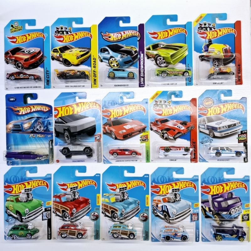Hot wheels สเกล1/64 แพ็คไม่ค่อยสวย เลือกแบบได้