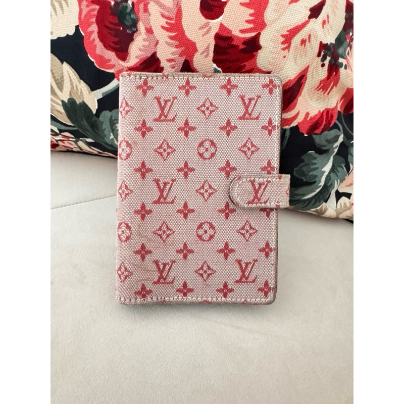 พร้อมส่ง**กระเป๋าใส่เอกสารใบเล็ก Louis Vuitton  แท้มือสอง💯