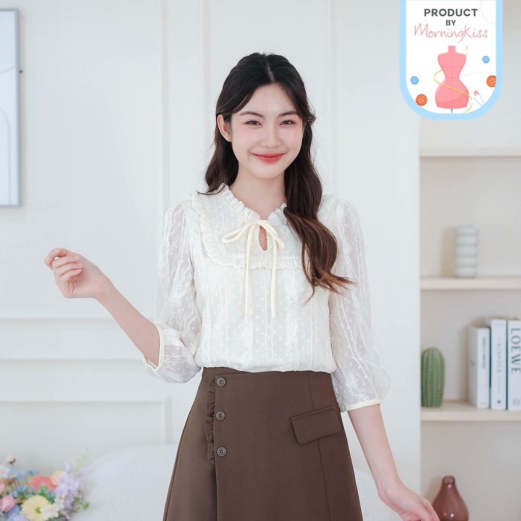 03-331 เสื้อแขน 4 ส่วนผ้าลูกไม้โทนสีครีม So Kiss Me Blouse - 5 ไซส์