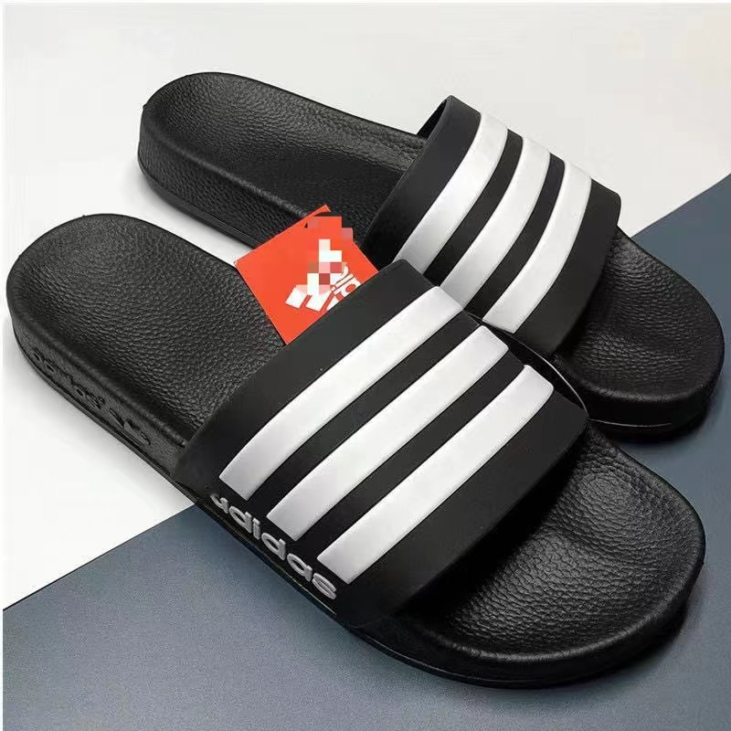 รองเท้าแตะรองเท้าAdidasนิ่มสวมใส่สบาย Unisex รุ่น（แนะนำลูกค้าเพิ่มอีก 1 เบอร์ค่ะ）