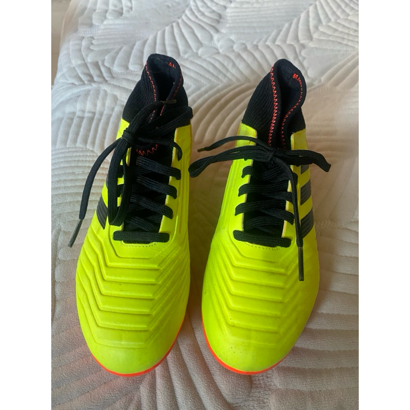 รองเท้าบอล Adidas Predator 18.3 FG J