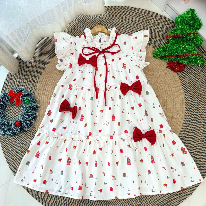 Dress ผูกโบว์แขนระบายชั้นทรงปล่อย ( B-01 แต่งโบว์ )