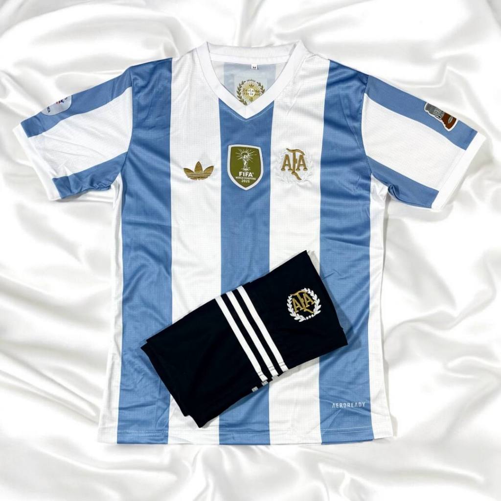 เสื้อฟุตบอล ทีมชาติอาร์เจนตินา เสื้อพร้อมกางเกงชุดกีฬาใหม่ล่าสุด 2024 กับ 2025 เนื้อผ้าดีใส่สบาย