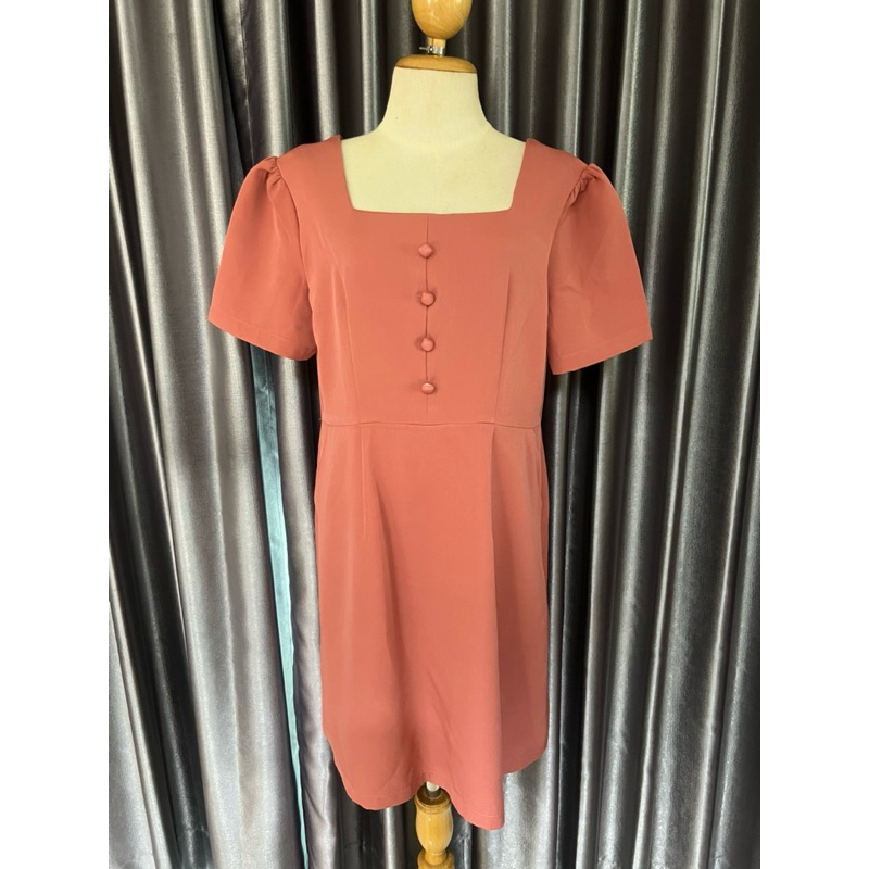 (USED) *พร้อมส่ง* เดรส YASINEE สีชมพูโอรส size XL