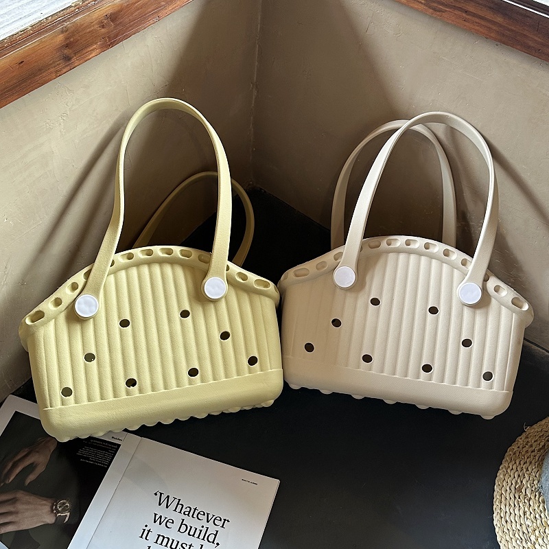 Falisar กระเป๋าถือแฟชั่น EVA ขนาด 31x22 ฟรีการ์ตูนลายน่ารัก เหมาะสำหรับผู้หญิง รุ่น C-1