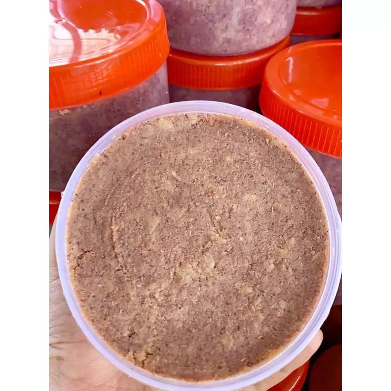 กะปิกุ้งเคยแท้ 1 กิโลกรัม แบบกระปุก สูตรเค็มน้อย (2 กระปุก)