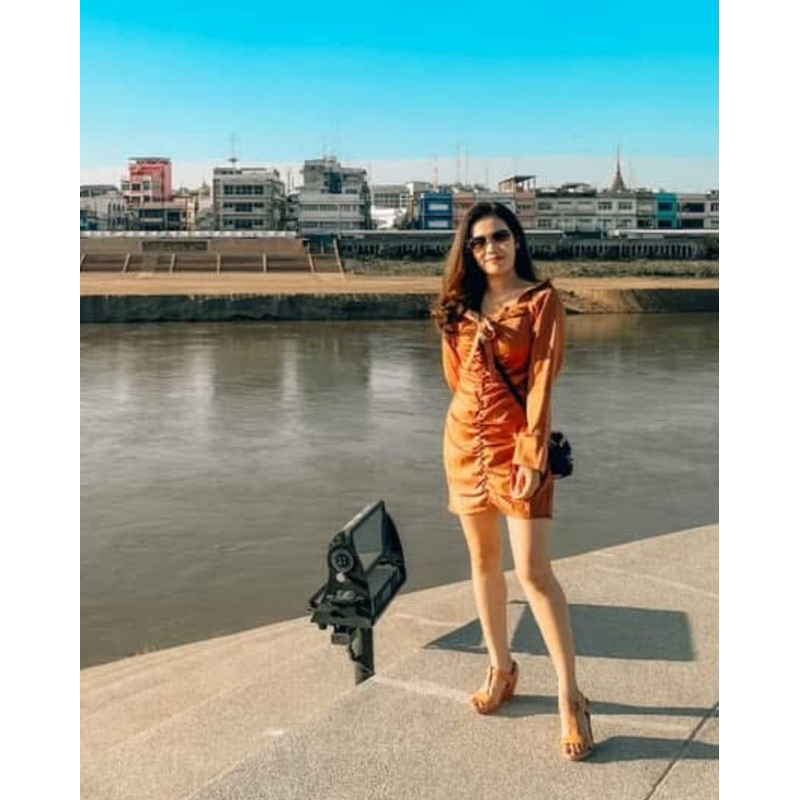 เดรสงานป้ายmilabฟรีไซด์smไม่มีตำหนิค่ะ