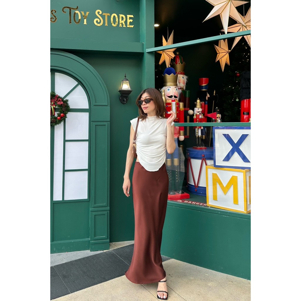 colourblockmatter - (เฉพาะกระโปรง) 9917 Plain Satin Maxi Skirt กระโปรงซาตินยาว 36"