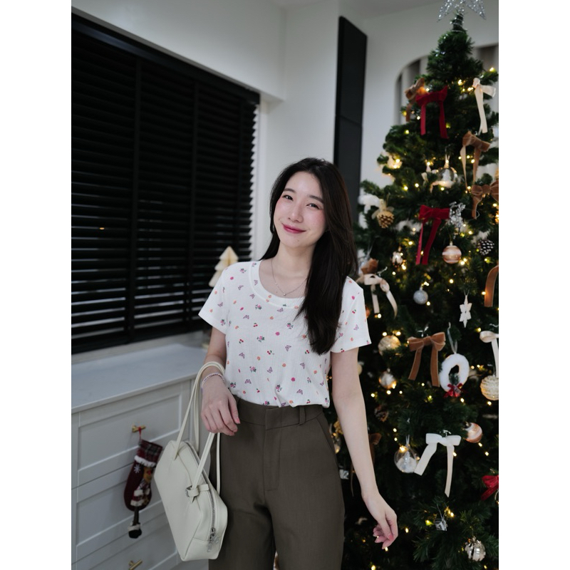 เสื้อคอยู ลายรวม butterfly