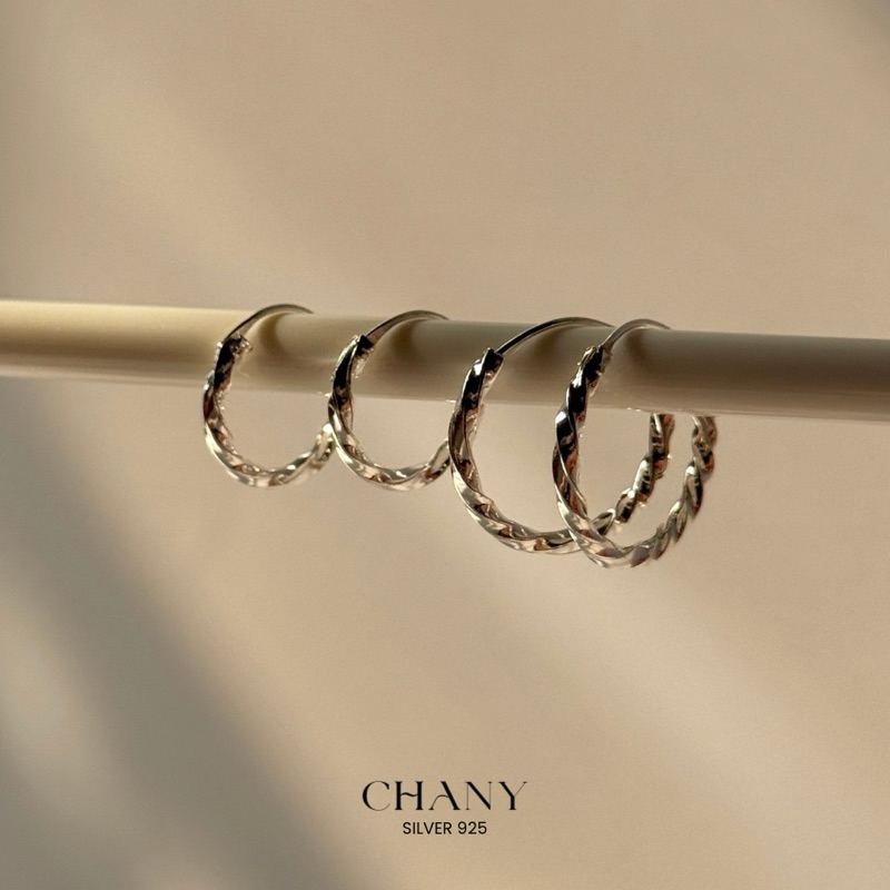 CHANY BASIC TWIST HOOP ต่างหูห่วงเงินแท้
