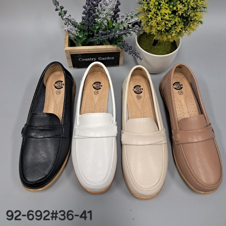 XX92-692 รองเท้าหนังหุ้มส้นผู้หญิงไซส์36-41มีหลายสีส้นเตี้ย+1ไซส์ ส้นแบน (1 นิ้ว หรือน้อยกว่า)