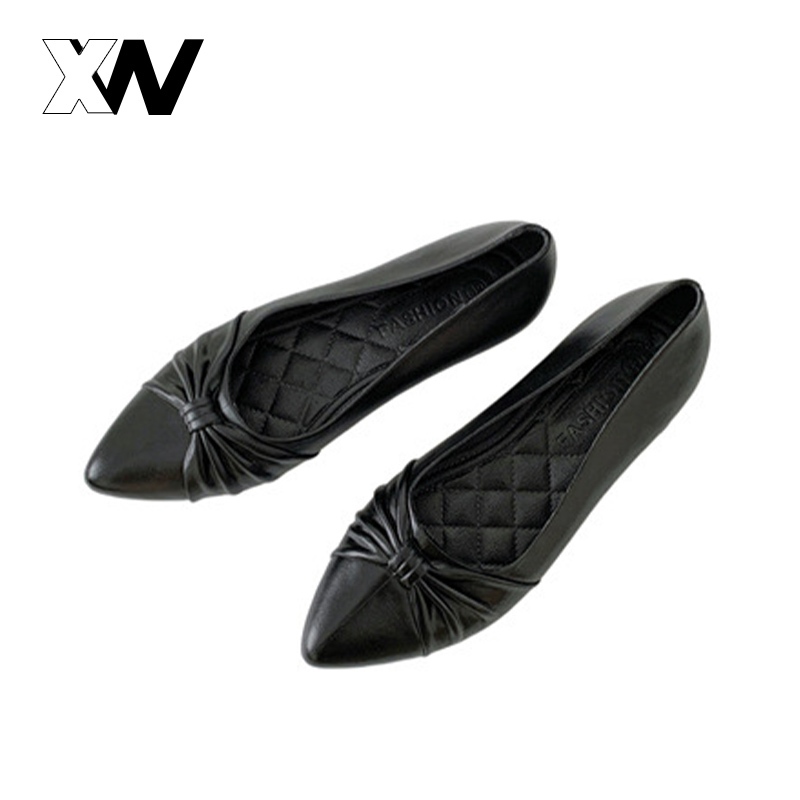 XWbrand งานดีมาแรง รองเท้าคัทชูคุณผู้หญิง สวยจริงไม่จกตา วัสดุยางทำความสะอาดง่ายแมทช์กับกับทุกชุด