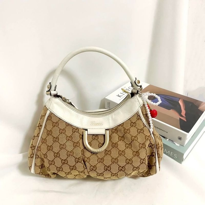 Gucci D-ring Hobo Bag แท้ / used  [กระเป๋าGucci มือ2]