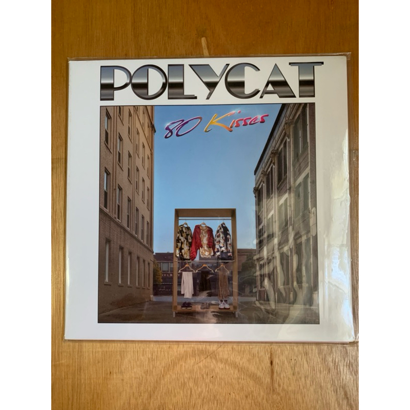 แผ่นเสียง LP Polycat อัลบั้ม 80 Kisses ปั้มแรก 1st press 2016 + ลายเซ็นปกด้านใน