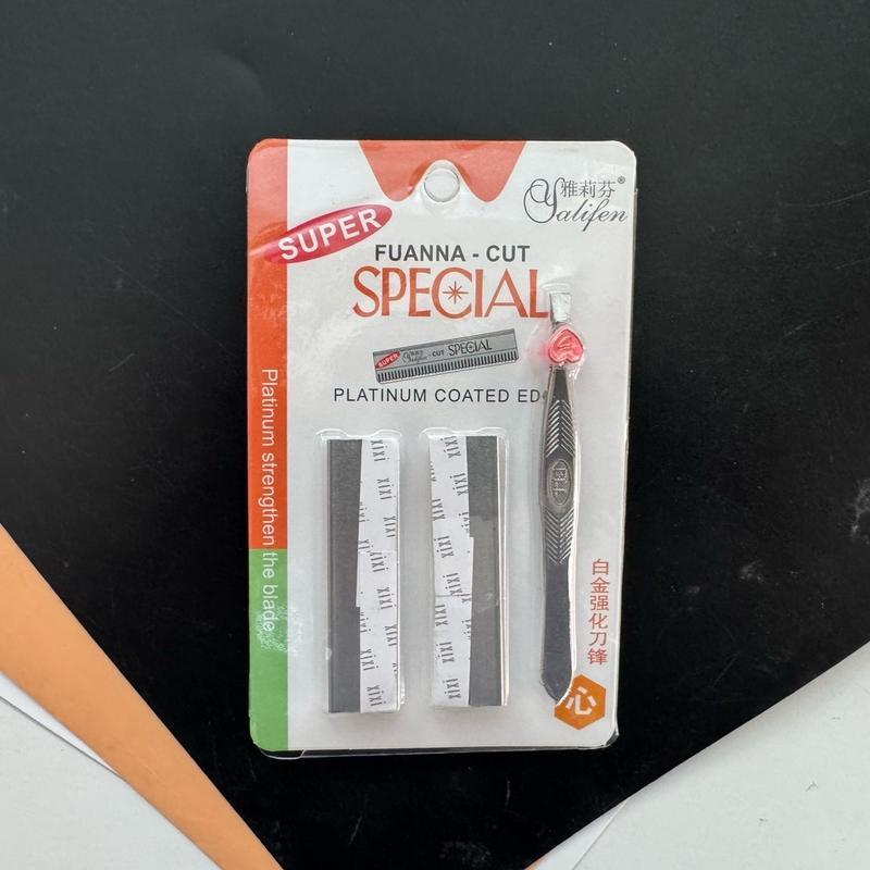 (ยกโหล 12 ชิ้น) No.233  อุปกรณ์จำกัดขน มีดโกน แหนบ สี่แผงบางรอบชมพูบางรอบแผงสีขาว  หนึ่งชิ้นประกอบด้วยใบมีดโกนและแหนบ - รูปที่ 3