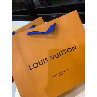 ถุงกระดาษแบรนด์LOUIS VUITTON ขนาดเล็ก/กลาง/ใหญ่ ถุงของขวัญ