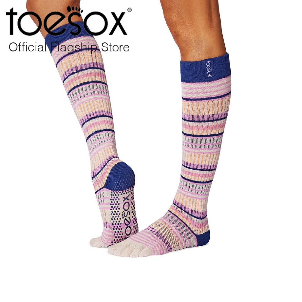 (New Spring 2025) ToeSox Grip Full Toe Scrunch Knee High Eventide ถุงเท้ากันลื่นแยกนิ้ว ปิดนิ้วเท้า Scrunch Knee High Ev