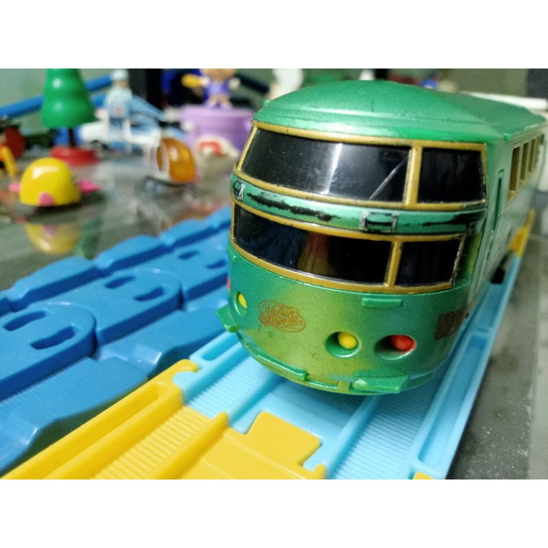 Tomy©️ รถไฟญี่ปุ่น KiHa 71 Yufuin no Mori วิ่งรางฟ้า ครับ🧜‍♂