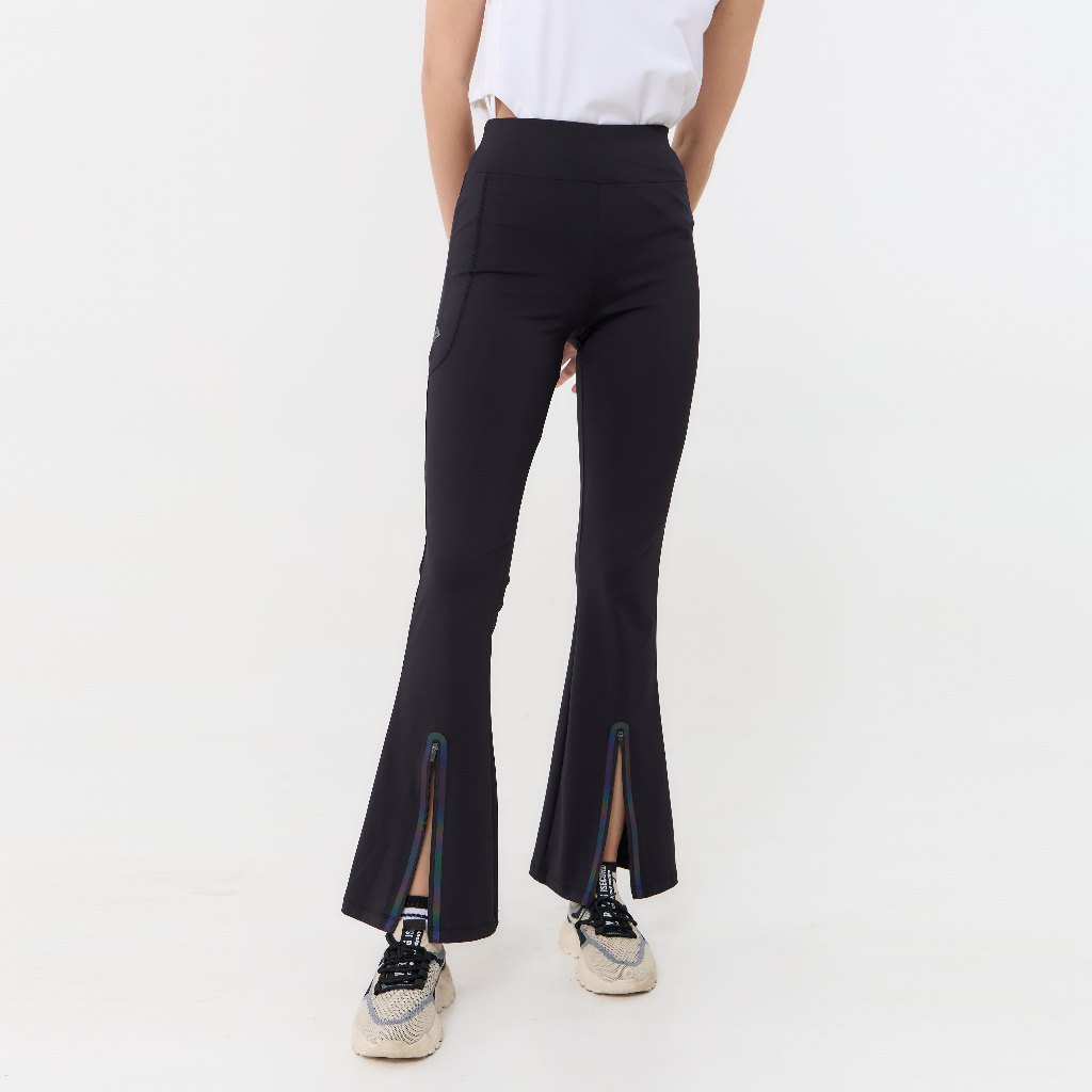 UNBOUND ASTRO CAMO STELLA NOVA HIGH WAIST FLARED LEGGINGS กางเกงเลคกิ้งขาม้าสีดำทรงสวย — صورة 2