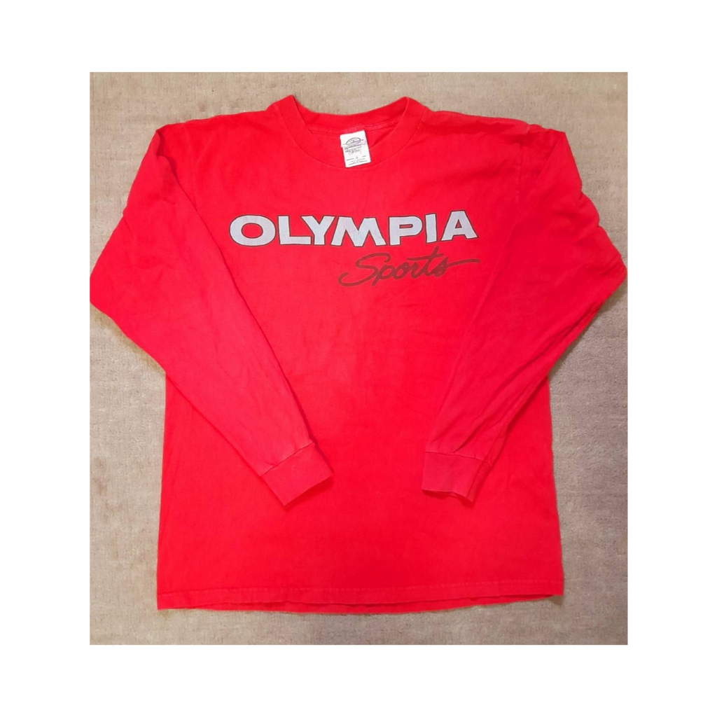 เสื้อยืดมือสอง Size ( M ) Olympia Sports แขนยาว คอกลม สีแดง