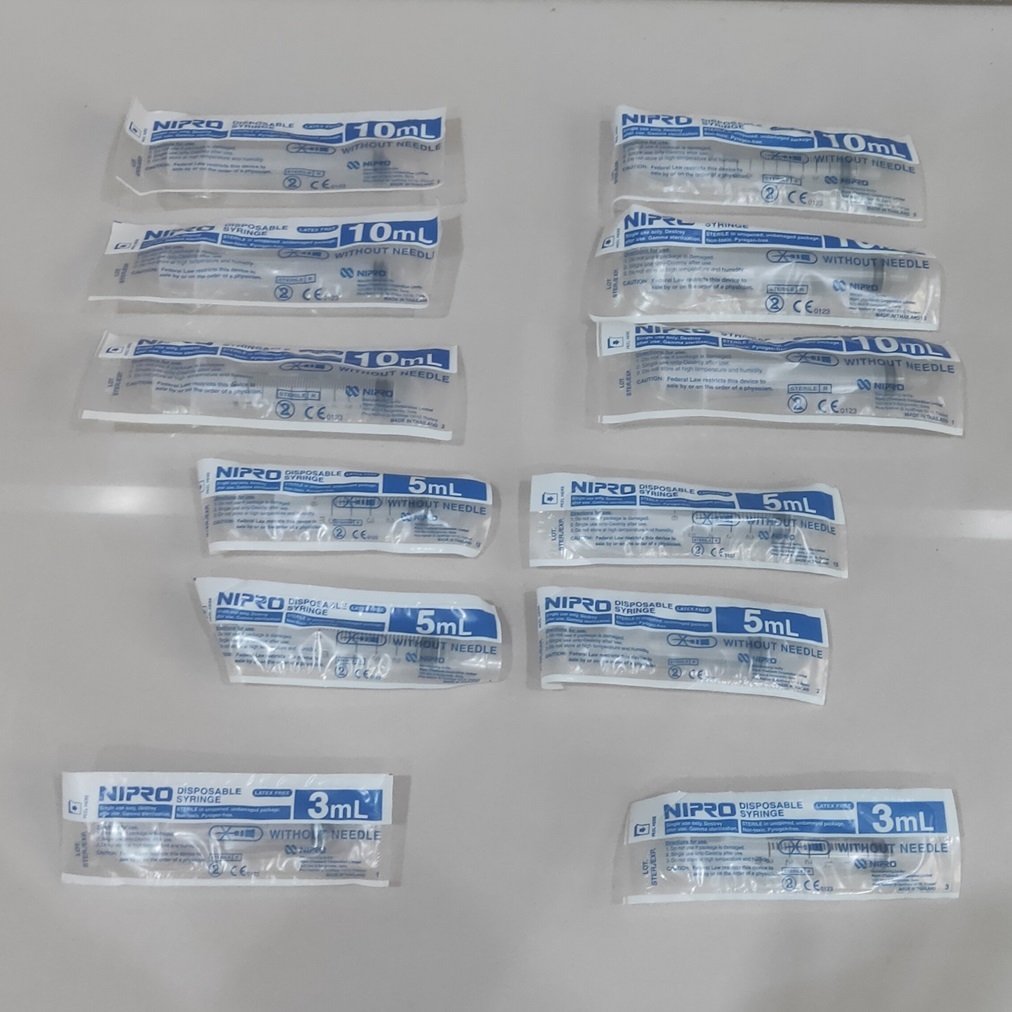 Nipro Syringe 10 ml, 5 ml, 3 ml ขายเป็นเซต ของใหม่ พร้อมส่ง