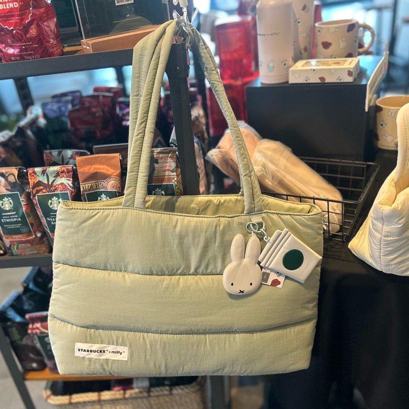 🧜🏻‍♀️ Starbucks Miffy Green Puffer Tote