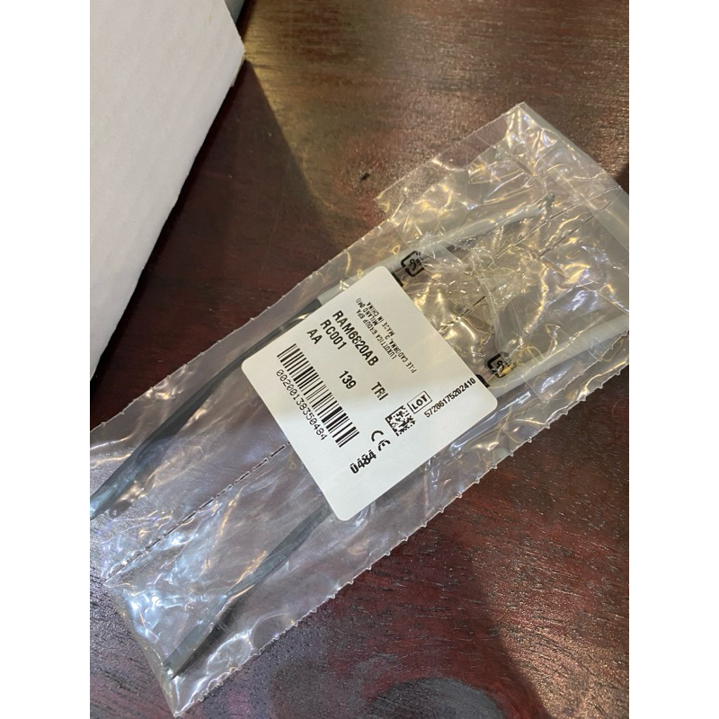 อะไหล่ขาแว่นแท้* Oakley OX5119 สีดำ 01