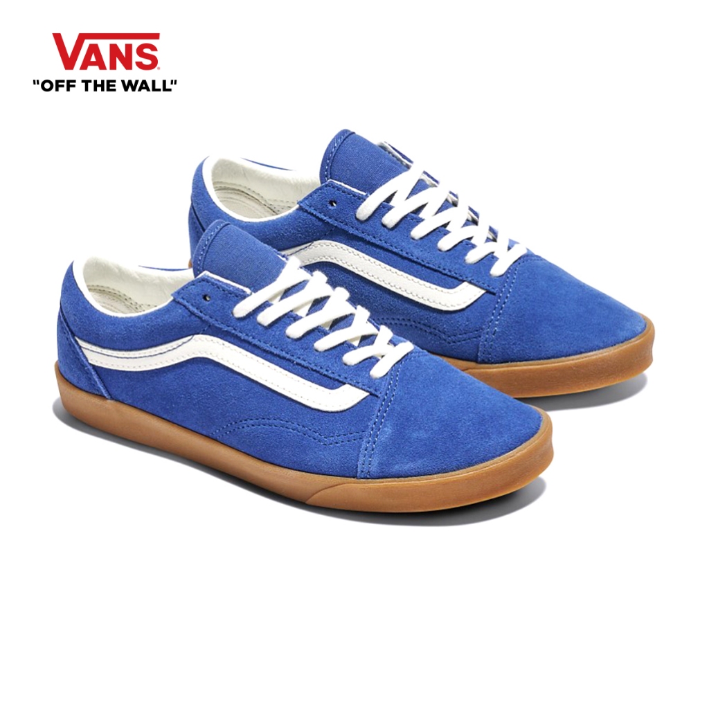 VANS OLD SKOOL LOWPRO - NAVY/GUM รองเท้า รองเท้าผ้าใบ ผู้ชาย ผู้หญิง