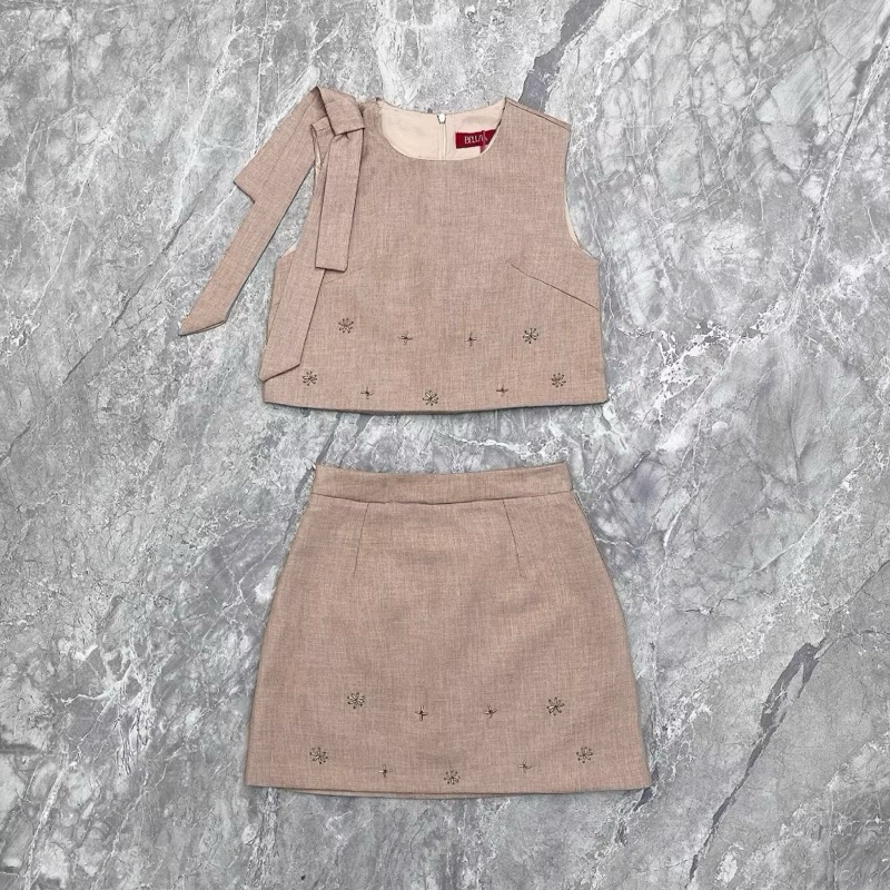 ของใหม่ป้ายห้อย SizeS 34/26/36 Bellita Brand เซ็ท2ชิ้น สีน้ำตาล เสื้อ+กระโปรงกางเกง ทรงเป๊ะ หุ่นสับม