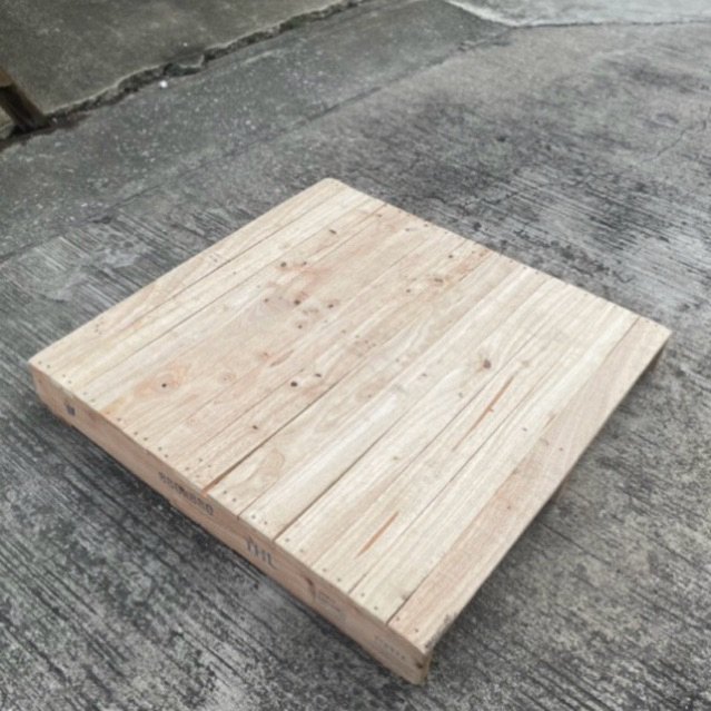 พาเลทไม้หน้าเต็มขนาด 100x100x12 cm.
