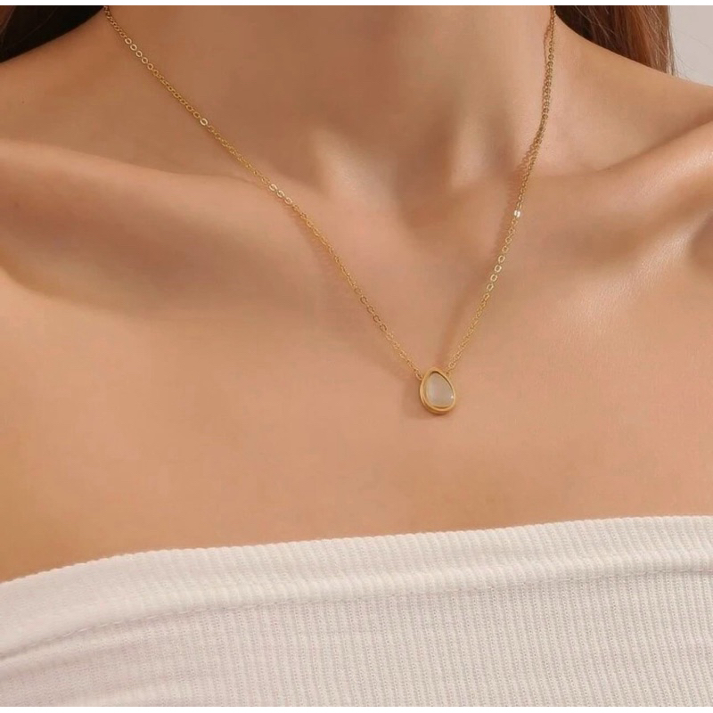 Water drop charm necklece - stainless steel