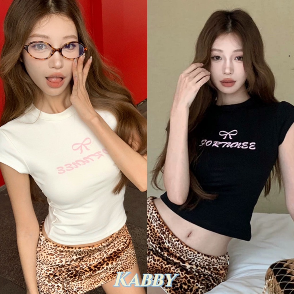 พร้อมส่ง เสื้อยืด ครอปสผู้หญิง พิมพ์ลายโบว์ 2สีน่ารักมาก