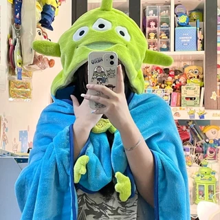 PP ผ้าคลุม ผ้าคลุมตัว ผ้าห่ม Little Green Man น้อง Alien เจ้าสามตา จากเรื่อง Toy story (100*150cm)