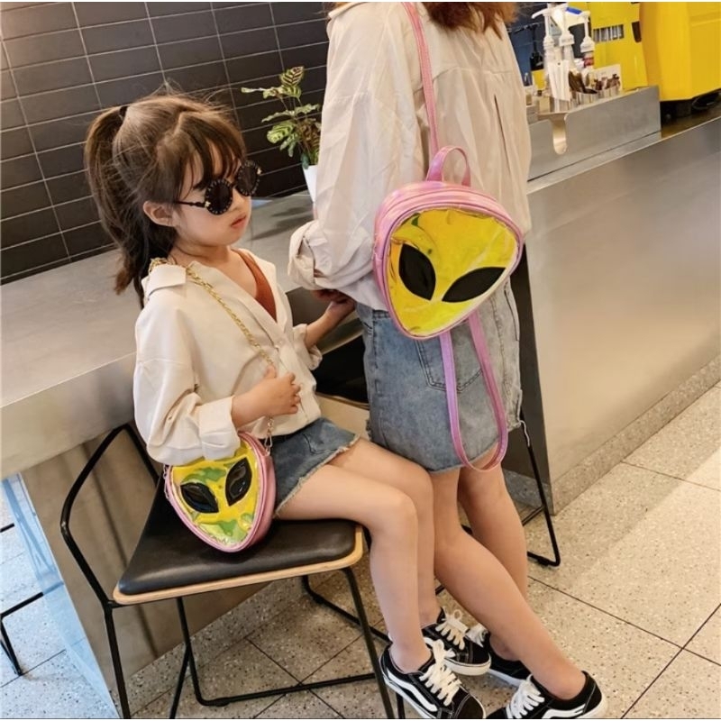 โล๊ะล้างสต็อก 🎊🎊 กระเป๋าเอเลี่ยน วิบๆ ✨️✨️ พร้อมส่ง 🇹🇭