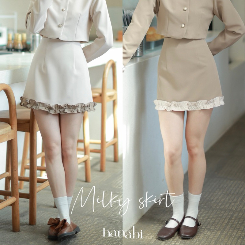 Milky skirt กระโปรงสั้นเอวสูง (เฉพาะกระโปรง)