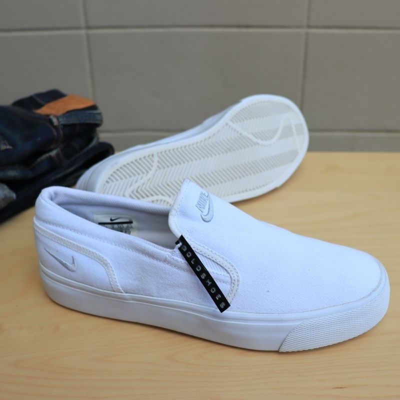 ส่งฟรี 27.5Cm รองเท้า Tênis Nike Toki Slip-On MasculinoÍcone de compartilhar Casual