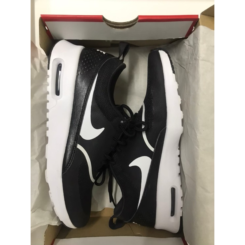 รองเท้าผ้าใบNikeของแท้
